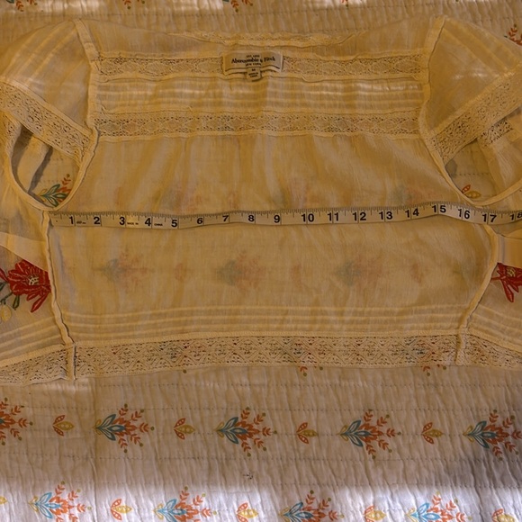 Abercrombie & Fitch White Floral Embroidered Crop Top - Picture 11 of 11